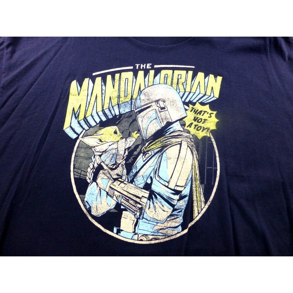 Star Wars Mandalorian Navy Graphic T-Shirt 2XL "Thats Not A Toy!" Grogu & Mando - Picture 3 of 7